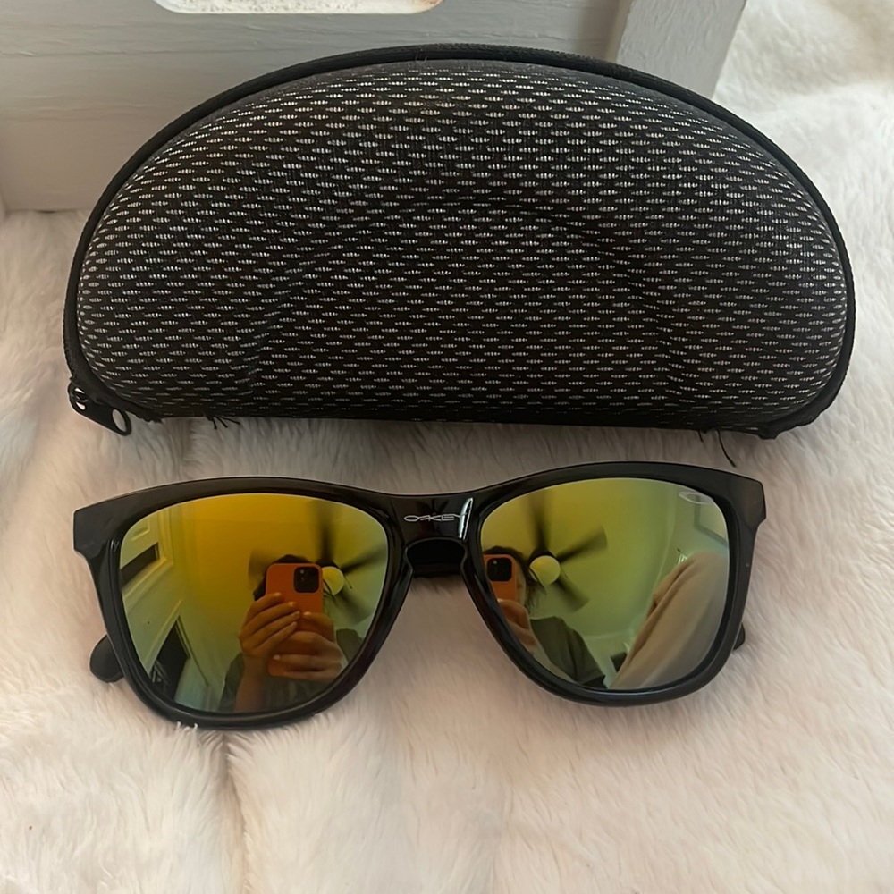 Oakley sunglasses